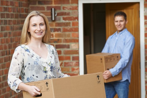 Flexible man and van pricing and quotes for Brompton homes and local deliveries