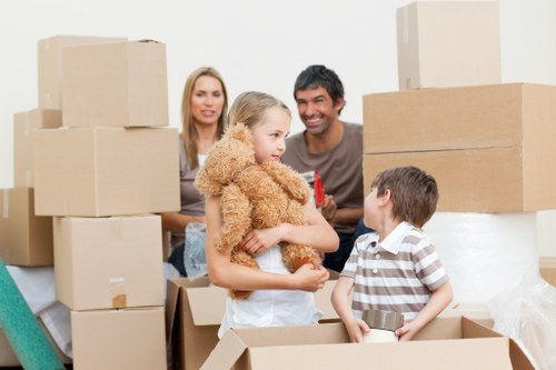 House move preparation with removal services in Brompton